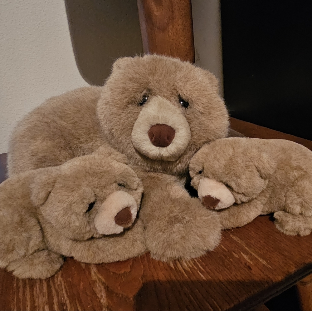 Lou Rankin "Earth Mother Bear" Set By Dankin